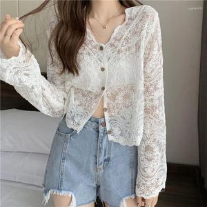 Chemisiers pour femmes Femmes Sheer Long Sleeve Sunscreen Shirt Cardigan Summer Vintage Lace Blouse Vacation Korean Elegant Casual Sun Protection