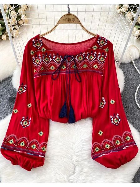 Blusas de mujer Blusa bordada de primavera para mujer, blusa étnica Vintage con flores, manga larga, cuello redondo, camisa holgada de lino y algodón, Top informal D5082