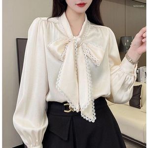 Blouses Femmes Femmes Vintage Élégant Chic Doux Bow Dentelle Patchwork Mode Col En V À Manches Longues Solide Lâche Business Casual Chemises De Fête