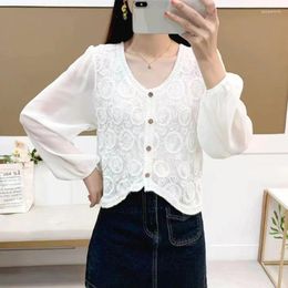 Women's Blouses Dames Vintage Floral Lace V-Neck Chiffon Top Elegant Hollow Out Long Sleeve Blouse Lady Spring Summer Casual Shirt Daily
