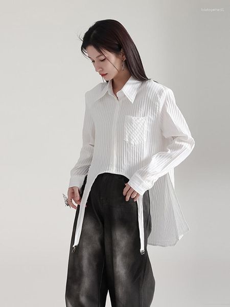 Blouses pour femmes XITAO Mode irrégulière Chemise à rayures Personnalité Boucle en métal Épissage Haut asymétrique 2023 Automne Manches longues DMJ2261