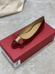 Zapatos de tacón grueso con lazo para mujer, marca clásica, 100% de alta calidad, hechos a mano, con parte inferior plana, zapatos puntiagudos, talla 34-40