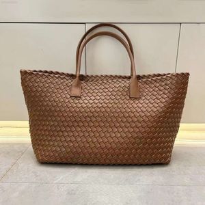 Bolsos de marca para mujer, bolsos grandes tejidos de lujo de cuero genuino de alta calidad, bolsos de mano para mujer