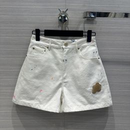 Brands de marque féminine Soms Shorts 2024 Nouveau créateur de mode printemps Pantalon de luxe Jeans Femmes 0521-10
