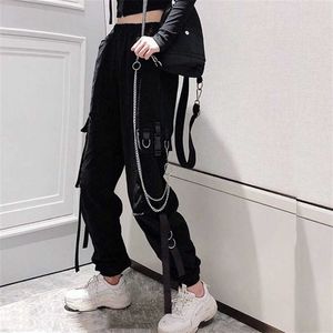 Pantalon cargo pour femmes Boucle Ruban Poche Jogger Taille élastique Haute Streetwear Harajuku Pantalon Punk Bague Chaîne Pantalon Femme 211216