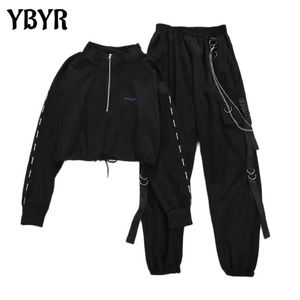 Pantalon cargo pour femmes Deux pièces Ensembles Harajuku T-shirt Tops Boucle Ruban Poche Jogger Taille élastique Pantalon Chaîne Streetwear Femelles 211115