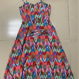 Damescasual jurken zijn trendy en modieuze uitklautingen nr. 411314