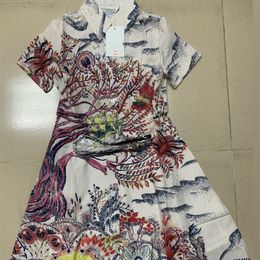 Damescasual jurken zijn trendy en modieuze uitklautingen nr. 411534