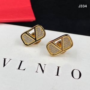 Encanto de las mujeres Amor Pendientes de oro Diseñador Stud pendientes de cristal Nueva marca Regalo Joyería Lujo Verano Romántico No se desvanecen Pendientes Clásico Diseñador de la marca Logo Joyería