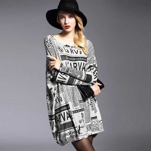 Dameskleding Dames Winter Casual Lange Mouw Gebreide Krant Print Truien Vrouwelijke Batwing Mouw Big Yard Lange Pullovers X0721