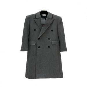 Damesjas Herfst en winter nieuwe pure wol klassieke slanke taille lange overjas double-breasted colbert met broche