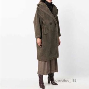 Manteau manteau manteau cachemire manteau moteur de mode en penddy alpaca manteau de fourrure en soie kaki vert pour les femmes maxmaras
