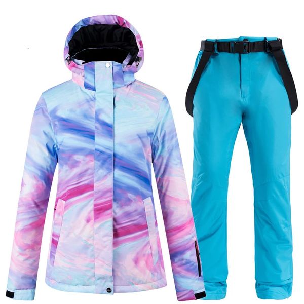Costume de neige coloré pour femmes, vêtements de Snowboard, Costumes imperméables, veste de Ski en plein air, pantalon à bretelles, bavoirs, mode d'hiver 240104