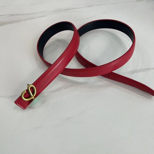 Ceinture de créateur pour femmes de haute qualité lettre silencieuse boucle lisse en métal 2,3 cm couleur bonbon ceintures fines divers vêtements jupes ceinture de décoration simple active