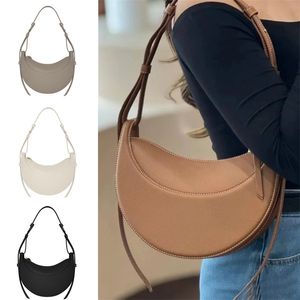 Sac crossbody de créateur de créateurs pour femmes en cuir de veau lisse