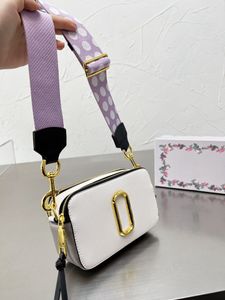 Damesontwerper Mini Messenger Bag Kleine vierkante rompzakken Crossbody met ketting verstelbare schouder 18 cm