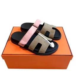 Sandales de créateurs pour femmes sandales plats Sandales touristes couleurs claires sandales d'été sandales décontractées sandales féminines taille 36-39-42