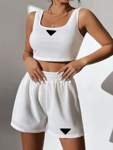 Créatrice de femmes de la mode de sport pour femmes vêtements de mode sexy de la mode pour femmes, gilet tricoté, shorts de taille élastique