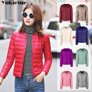 Chaqueta de plumón para mujer con capucha 95% abrigo de plumón de pato ultraligero cálido Plu talla grande mujer sólido portátil invierno 210608