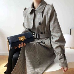Dames Down Parkas Autumn Vintage Houndstooth Women Long Trench Coat Turn Down Collar Double Breasted Oversize Losse Trench Coat met riem 2021 T220902