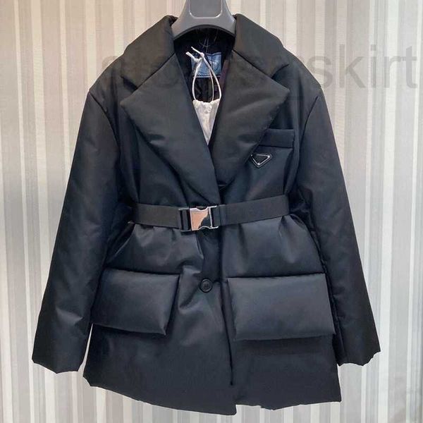 Parkas de plumón para mujer, diseñador de diseñador, chaqueta acolchada para mujer, abrigo largo de invierno de Re-nylon negro XRTM