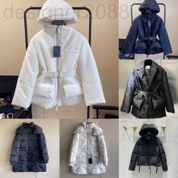 Dames Down Parkas Designer Jacket Dames Coats Terry Top Fashion Puffer Jackets Mens Blazers Triangle Budge Winter Dikke Coats Long W6ak
