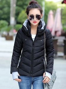 Parkas pour femmes vers le bas coton veste chaude décontractée femmes grande taille femme design de mode dames vêtements de travail manteau d'hiver en gros 231020