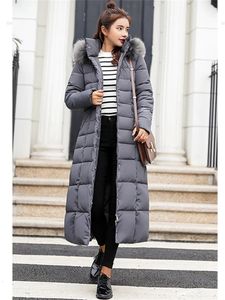 Parkas pour femmes vers le bas coton manteau femmes longue hiver mode coréenne mince genou longueur fourrure à capuche Parkas Trench manteau chaleur vêtements 231215