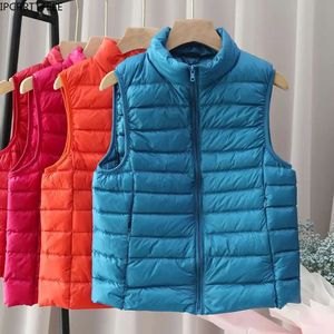 Doudoune femme Parkas doudoune veste femmes à capuche Ultra mince 90% Ultra léger duvet de canard manteau femme hiver grandes tailles solide Portable chaud gilet femme 231005