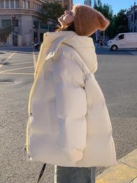 Dames Donsparka's Koreaanse Winterparka's Effen Kleur Jas Voor Mode Warm Grote Zak Met Capuchon Losse Vrouwelijke Casual abrigo mujer 231027