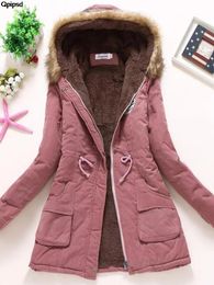 Donsparka's voor dames Qpipsd Herfst Winter Dames Katoenen Jas Gewatteerde Casual Slanke Jas Emboridery Parka's Met Capuchon Gewatteerde Warme Overjas 231012