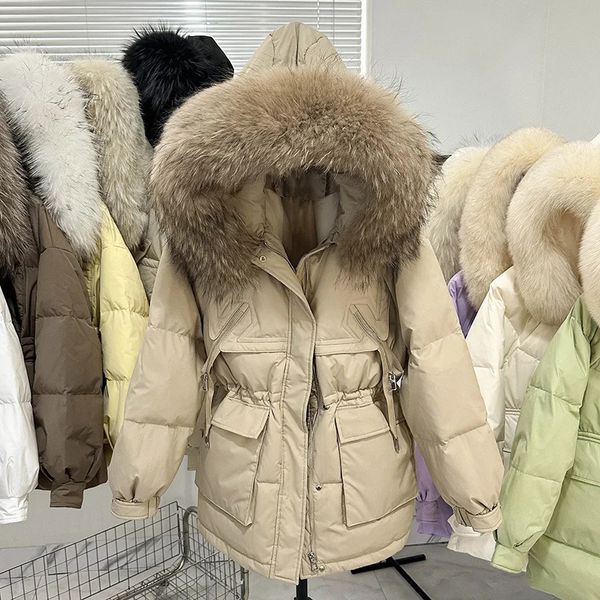 Parkas en duvet pour femmes manteau en vraie fourrure de raton laveur veste courte bouffante femmes 90% manteau en duvet de canard énorme à capuche hiver épaissir femme Parkas en plumes 231123