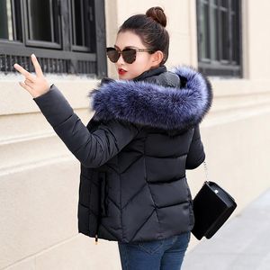 Parkas de plumón para mujer, chaqueta de invierno para mujer, abrigo de moda para mujer, prendas de vestir ajustadas con capucha, Parka para mujer, ropa acolchada de algodón con cuello de piel sintética