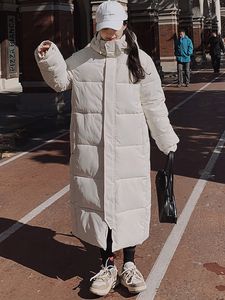 Parkas en duvet pour femmes Vestes d'hiver Femmes Long Rembourrage Manteau Causal Mode Hodded pour Femme Solide Blanc Puffer Coton Veste Noir Parka 221201