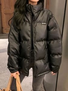 Parkas pour femmes Zoki Streetwear Y2K femmes Pu hiver cuir épais noir manteaux gonflés mode chaud coton femme Chic veste à glissière 231027