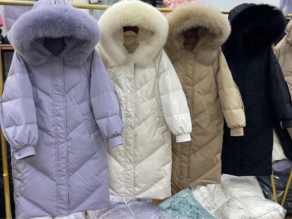 Chaqueta de invierno de plumón para mujer, abrigo largo acolchado grueso con capucha de piel, Parkas cálidas, prendas de vestir exteriores moradas y negras, 2023