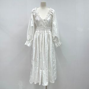 Robe femme marque de mode coton blanc évidé brodé manches longues taille froncée robe midi