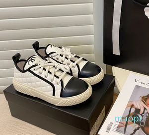 Chaussures habillées pour femmes, chaussures de sport en toile brodée, coutures noires et blanches, chaussures décontractées