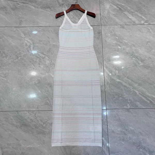 Robe de la robe de femme Modèle de gradient de gradient sans manches robe en tricot élastique