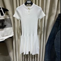 Robe de femme Coure blanc couche à manches courtes minces minette FTI Mini robe
