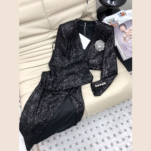 Vestidos de mujer Exquisito y elegante vestido de lentejuelas con tirantes negros y plateados