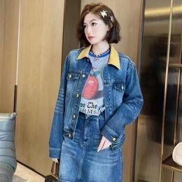 Veste de mode pour femmes en jean veste décontractée nouveau produit n ° 211311213