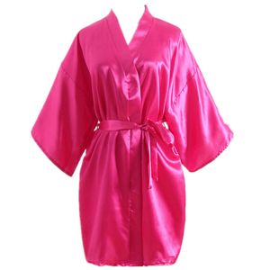 Femmes fausse soie Satin chemise de nuit mère à manches courtes couleur Pure vêtements de nuit femmes été ample maison vêtements peignoirs RRA404