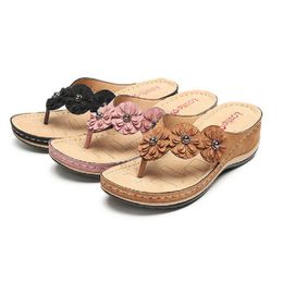 Femmes fleur sandales 2020 été chaussons compensés chaussures femmes Vintage tongs femme dames femme sandales dame diapositives décontractées