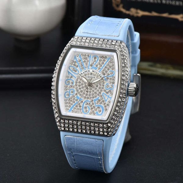 Mujer Frank Barrel Gran Dial Full Sky Star Belt Bankt Set Diamond Watch Sport Gold Watch Monitoring Student Wating Watch Watch Watch Quartz Watch