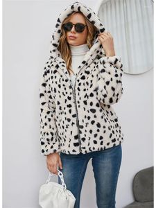 Femmes fourrure 2023 manteau en peluche hiver court à capuche lâche agneau polaire Faux motif léopard