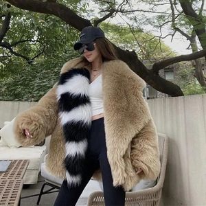 Fourrure féminine 2023 Imitation hivernale Mabinet Femme Fashion Moyenne Maux Big Hair Collier épais pelues Charmes chaudes Femme