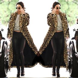 Femmes fourrure Donsignet hiver 2022 imprimé léopard manteau poilu Plus velours épaissir rétro ample Faux veste pour les femmes
