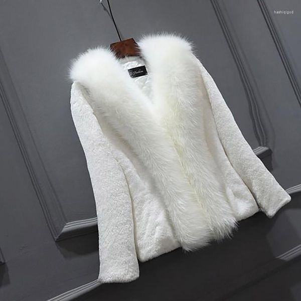 Femmes fausse fourrure 2022 hiver blanc surdimensionné veste femmes avec Imitation cheveux d'animaux capuche manches raglan vêtements coréens dames élégantes