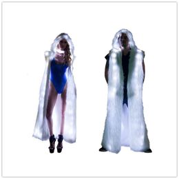 Fourrure pour femmes Fausse Fourrure Couple Long LED Fausse Fourrure Gilet Manteau LED Vêtements Lumineux Discothèque Manteaux Veste À Capuche Costumes D'Halloween Vêtements 231120